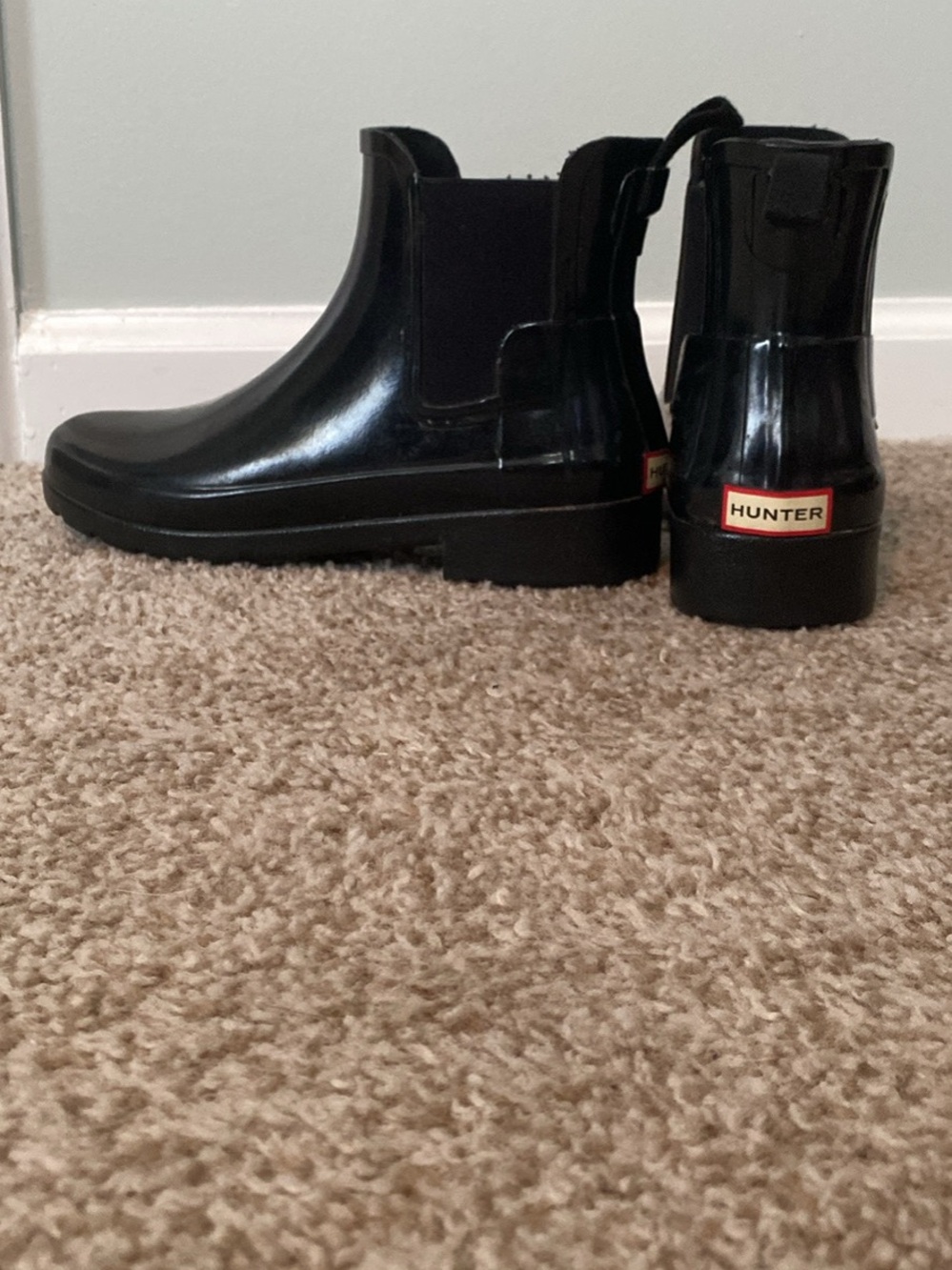 Hunter Black Gloss Chelsea Booties